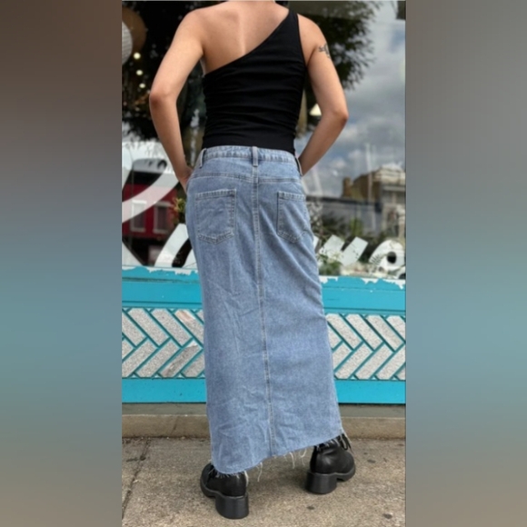 Happily Grey Asymmetrical Style Medium Blue Wash Frayed Hem Denim Maxi Skirt - Picture 2 of 11